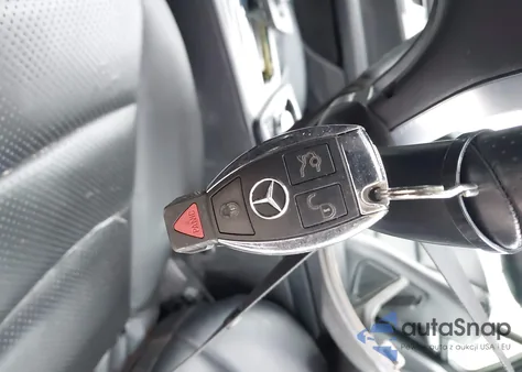 2013 Mercedes-Benz C 250 Sport from USA, damaged, VIN WDDGF4HB3DA776624